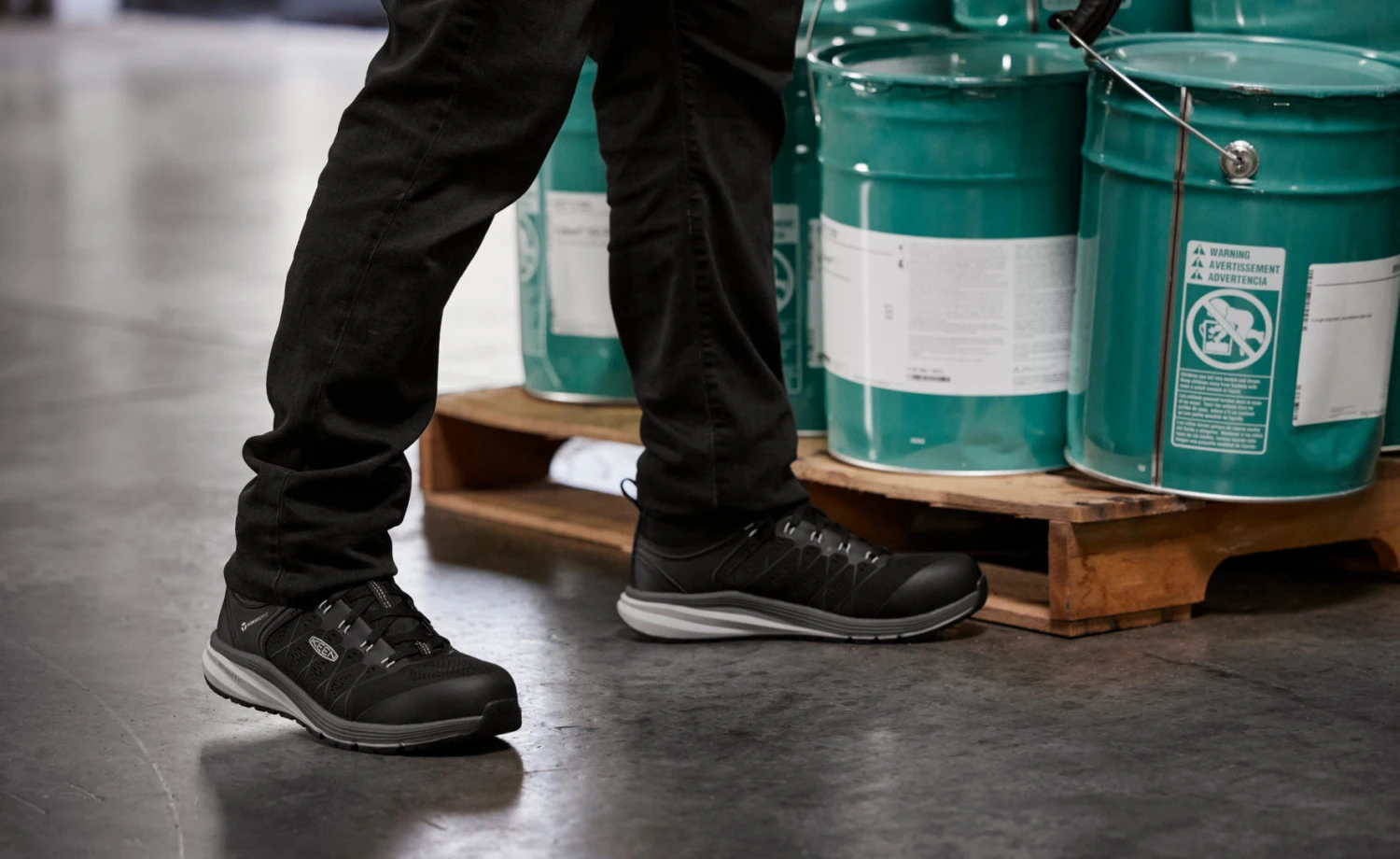 Keen Men's Vista Energy (Carbon-Fiber Toe) | Vapor/Black 7 Keen Men's Vista Energy (Carbon-Fiber Toe) | Vapor/Black - Image 5