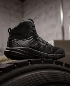 Keen Men's Vista Energy Mid (Carbon-Fiber Toe) | Black/Raven 14 Keen Men's Vista Energy Mid (Carbon-Fiber Toe) | Black/Raven -Keen 1024592 PDP LeftImage