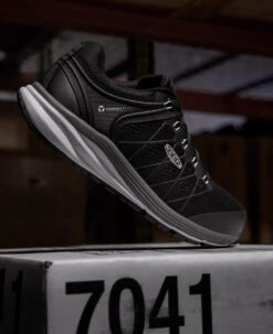 Keen Men's Vista Energy ESD (Carbon-Fiber Toe) | Vapor/Black -Keen 1024604 PDP RightImage