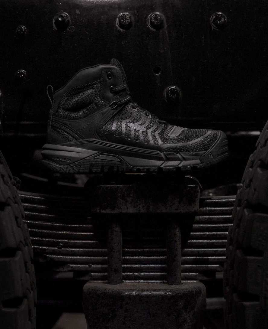 Keen Men's Kansas City Mid (Carbon-Fiber Toe) | Black/Gun Metal 8 Keen Men's Kansas City Mid (Carbon-Fiber Toe) | Black/Gun Metal - Image 6