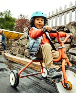 Keen Little Kids' Speed Hound | Black/Camo 14 Keen Little Kids' Speed Hound | Black/Camo -Keen KidsSpeedHoundPDPLifestyle2Kids1026194 d995cd95 8e50 41a8 b135 1a97c932847c