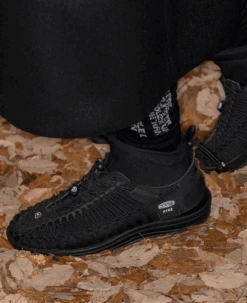 Keen Men's UNEEK High Top X HYKE | Hyke Timberwolf 19 Keen Men's UNEEK High Top X HYKE | Hyke Timberwolf -Keen Lifestyle3Mens 1027974