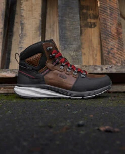 Keen Men's Red Hook Waterproof Boot (Soft Toe) | Tobacco/Black 15 Keen Men's Red Hook Waterproof Boot (Soft Toe) | Tobacco/Black -Keen SDD 604 RedHook 1025618 Right Image