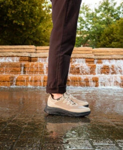 Keen Men's WK400 Waterproof Walking Shoe | Timberwolf/Black 18 Keen Men's WK400 Waterproof Walking Shoe | Timberwolf/Black -Keen WK400WaterproofPDPLifestyle2